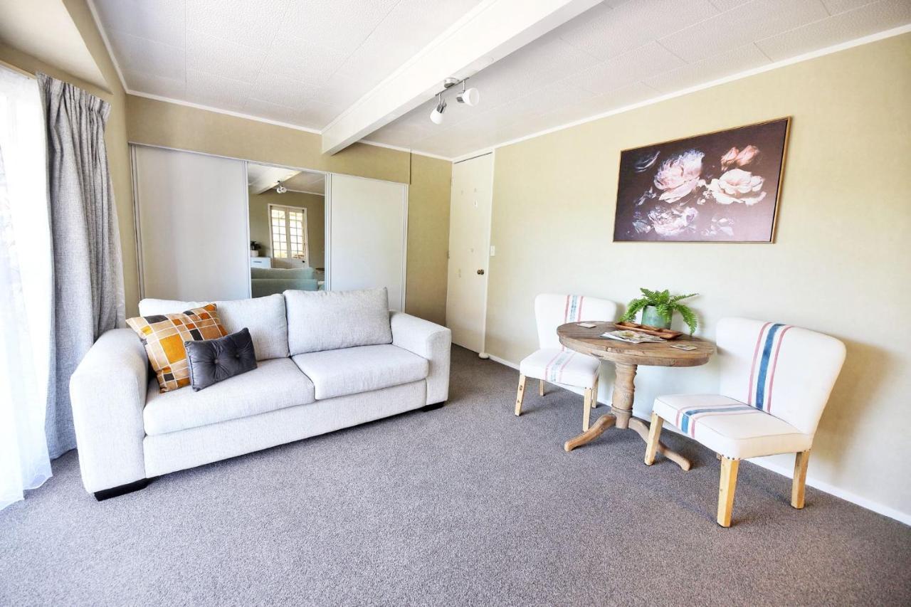 Cozy 1Br Stay In Taupo Central Екстер'єр фото